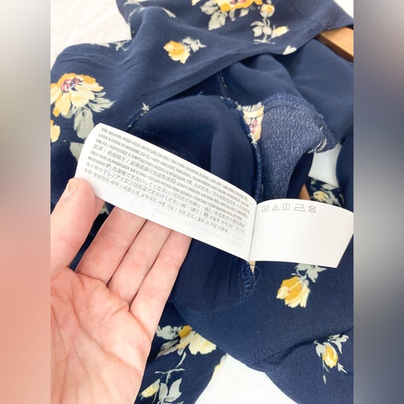 Abercrombie & Fitch Floral Romper Jumpsuit - Picture 15 of 16